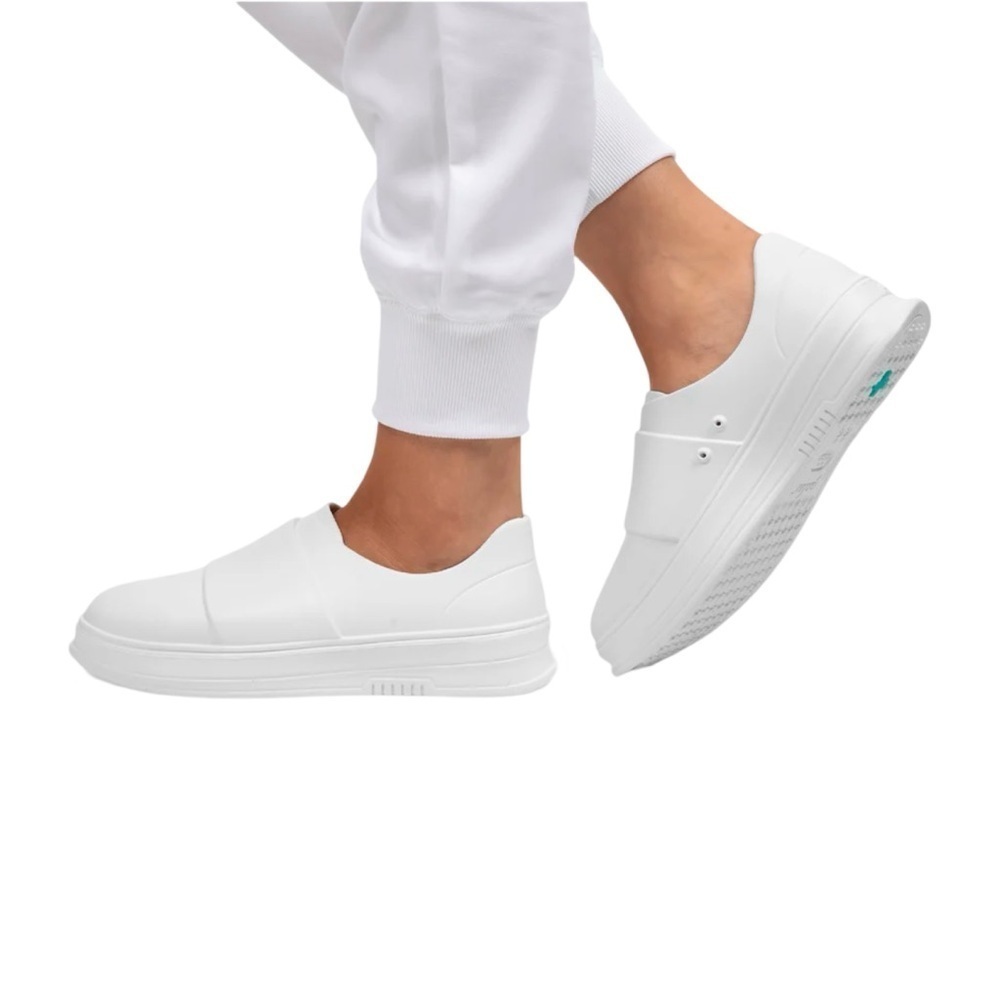 Women's White Slip-On Athletic Sneakers with Cushioned Platform